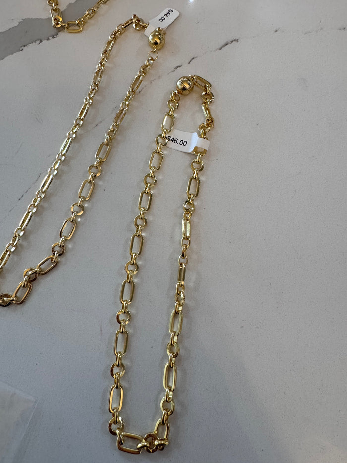 LINK MAGNETIC NECKLACE