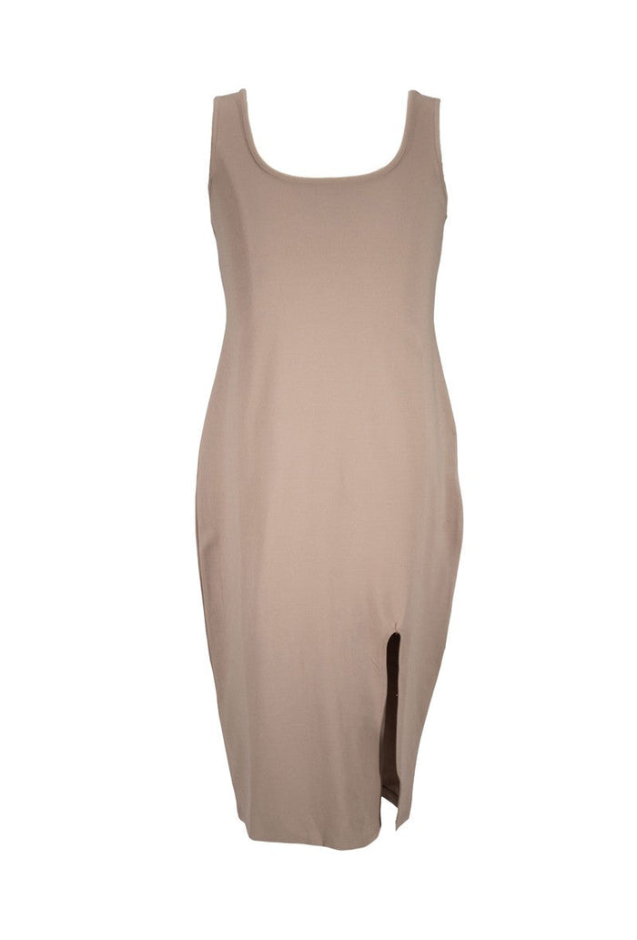 Plus Size Sleeveless Midi Dress