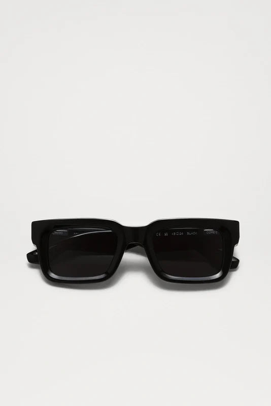 05 Sunglasses Accessories CHIMI
