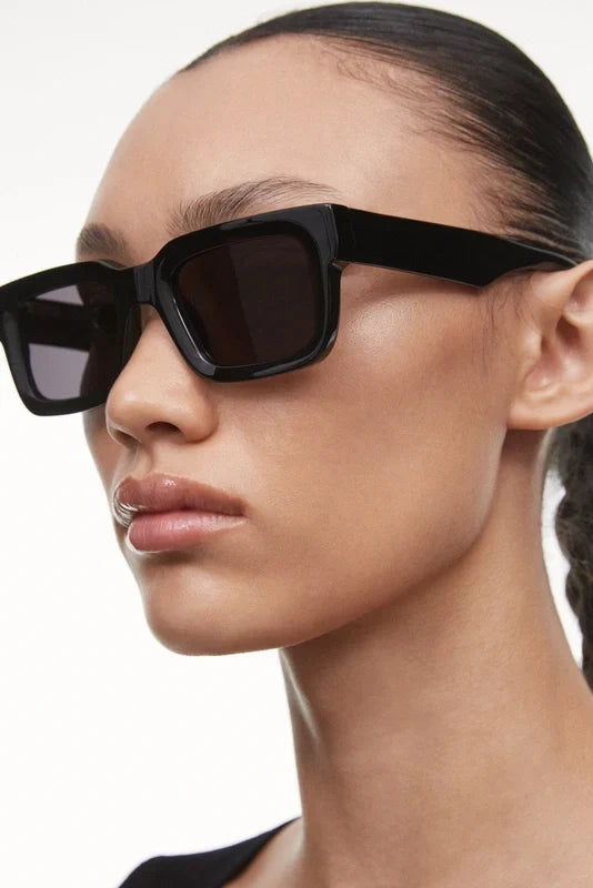 05 Sunglasses Accessories CHIMI