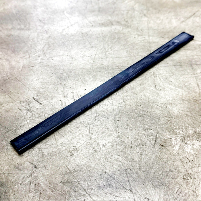 18" RUBBER SQUEEGEE BLADE (ETTORE)