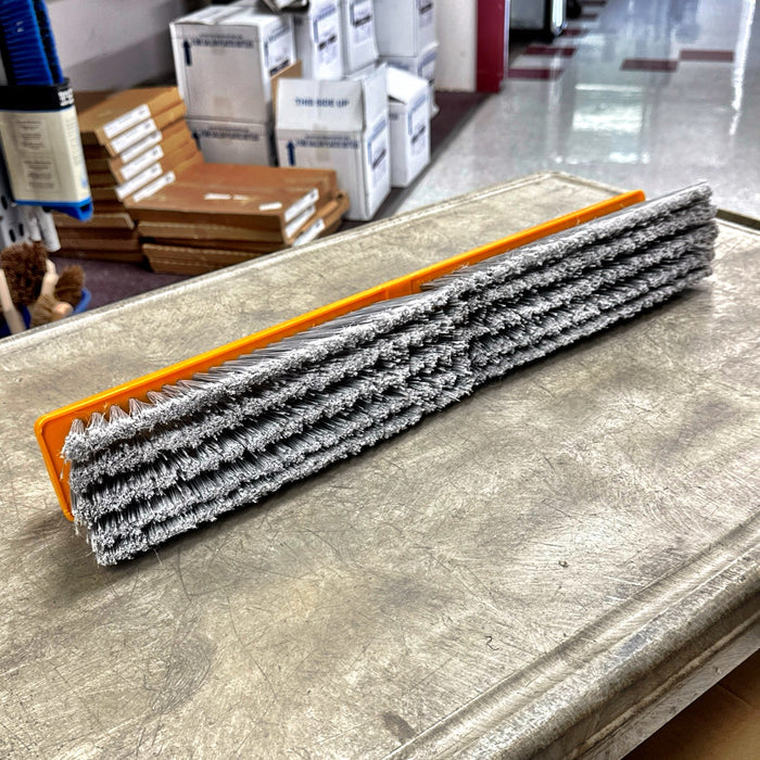 24" FINE PUSH BROOM HEAD W/ PLASTIC BLOCK
