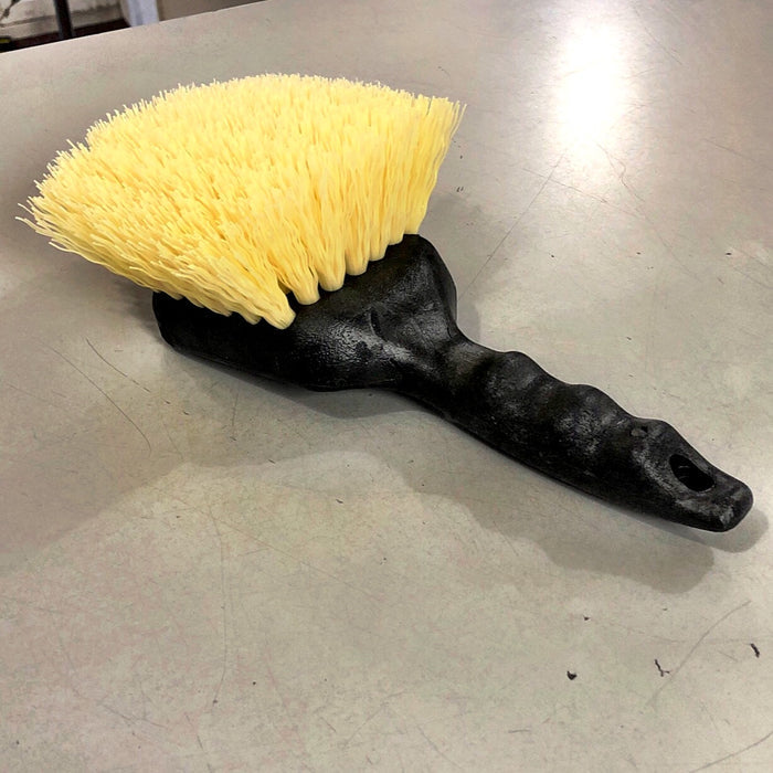8" UTILITY BRUSH YELLOW POLYPROPYLENE BRISTLE