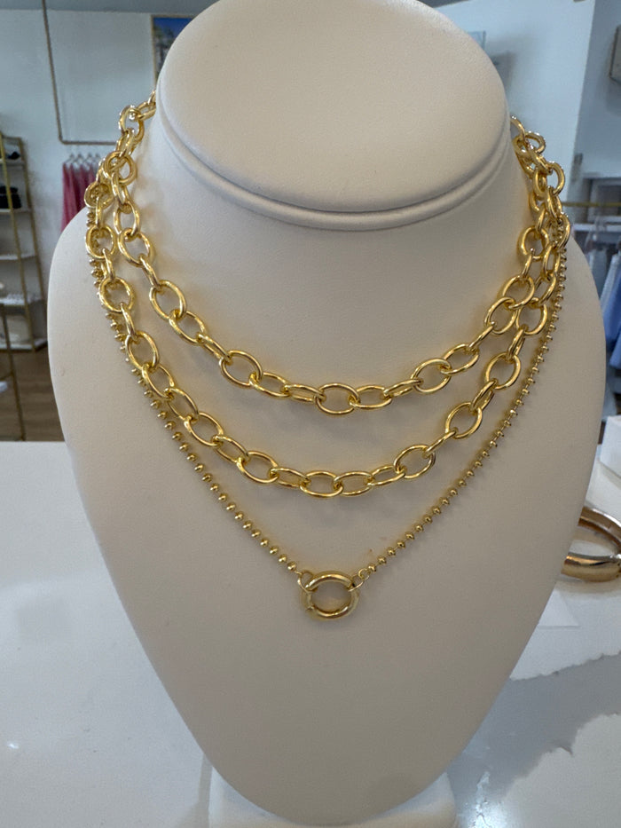 CIRCLE MAGNETIC NECKLACE