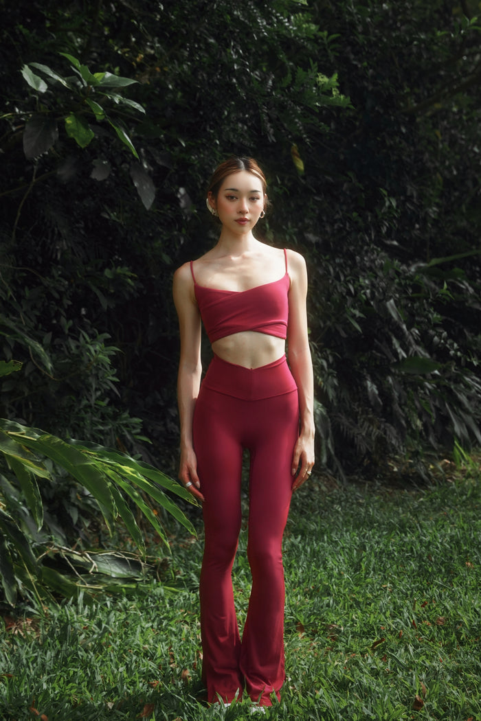 Criss Cross Front Sports Bra | Burgundy
