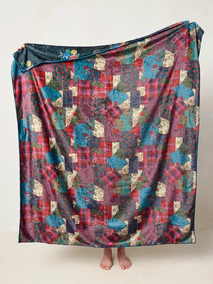 Double-Sided Cozy Throw Blanket - Aspen Patchwork Burgundy-view 4