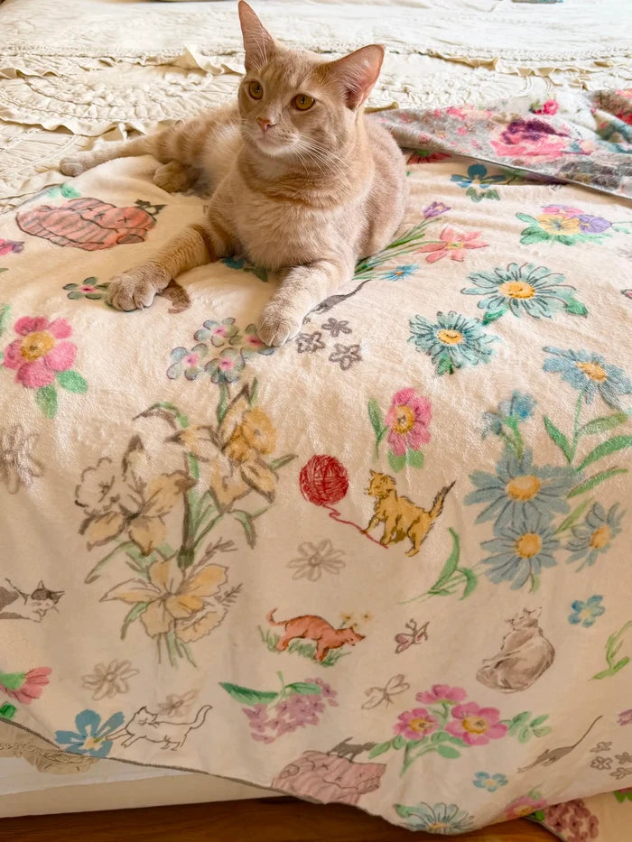 Double-Sided Cozy Throw Blanket - Kitty Doodles-view 1