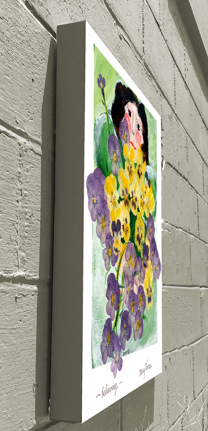 GALLERY GRAND - PRESSED FLOWERS - BELIEVING