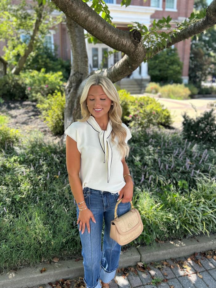 KAYLOR CREAM TOP
