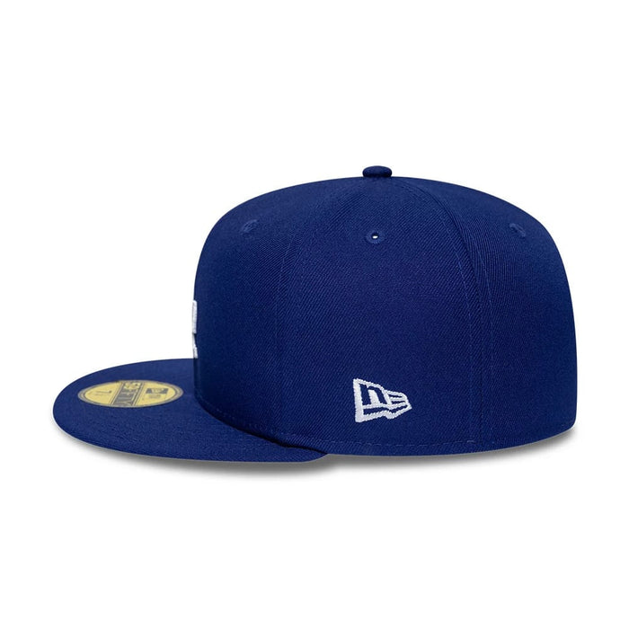 Pictured is this MLB Sidepatch LA Dodgers 59FIFTY Fitted cap in dark blue. 6