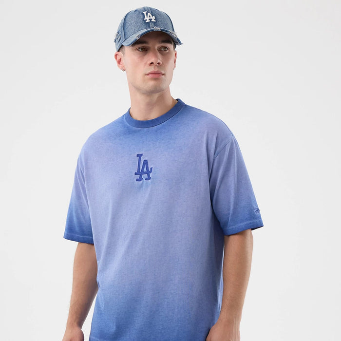 The model is wearing this MLB Washed Logo LA Dodgers T-Shirt in pastel blue. 3