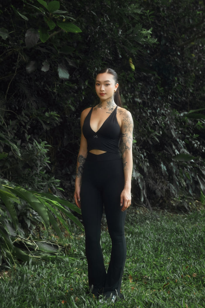 Low-Cut Cross-Back Bra | Obsidian Black
