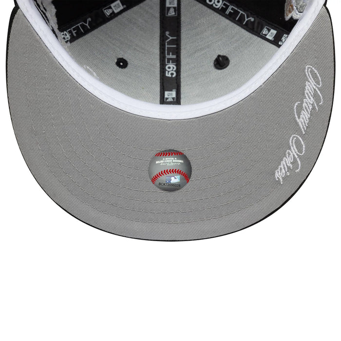 Pictured is this MLB Subway Series New York Mets 59FIFTY Fitted cap in black. 7