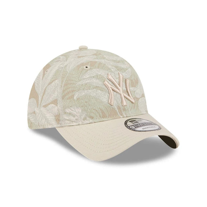 Pictured is this MLB Leafy Palm New York Yankees 9TWENTY Adjustable cap in light beige. 4