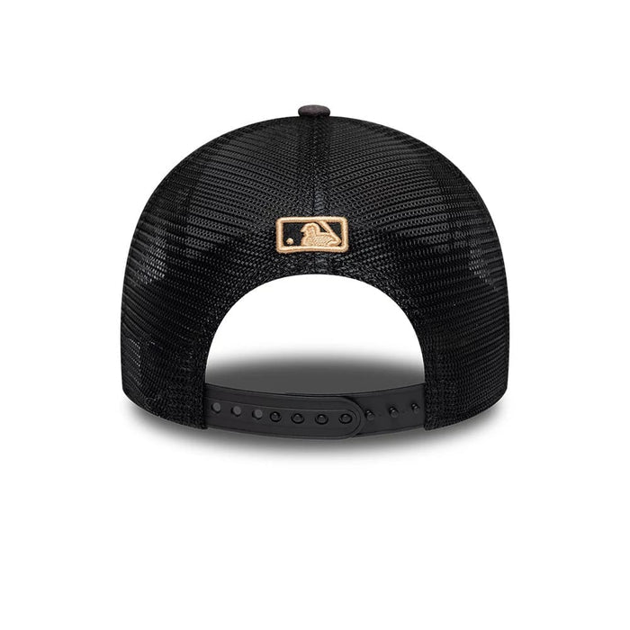 Pictured is this MLB Wordmark New York Yankees 9FORTY M-Crown cap in Woodland Camo. 4