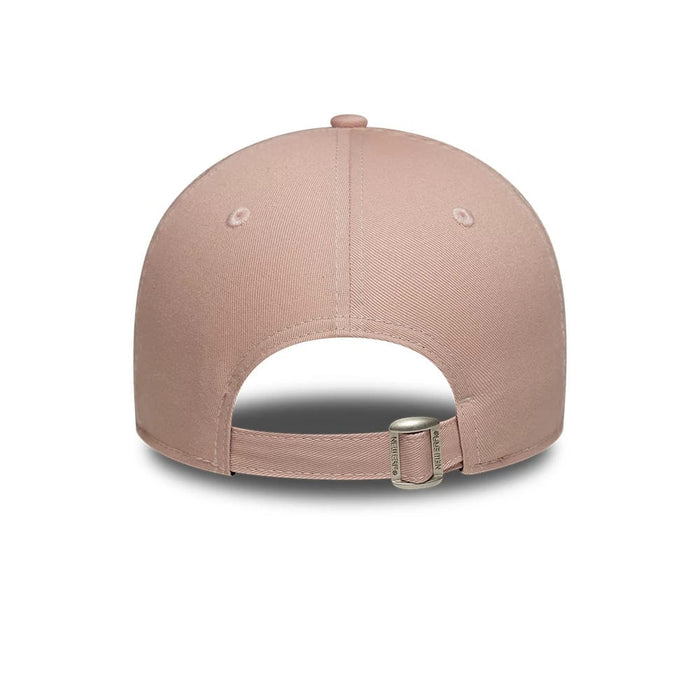 Pictured is this Womens MLB League Essential New York Yankees 9FORTY cap in pastel pink. 4