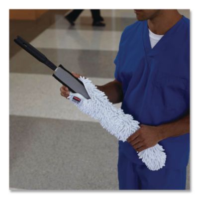 Q852 HYGEN Quick-Connect Flexible Dusting Wand w/ Cover, 28.38" Handle