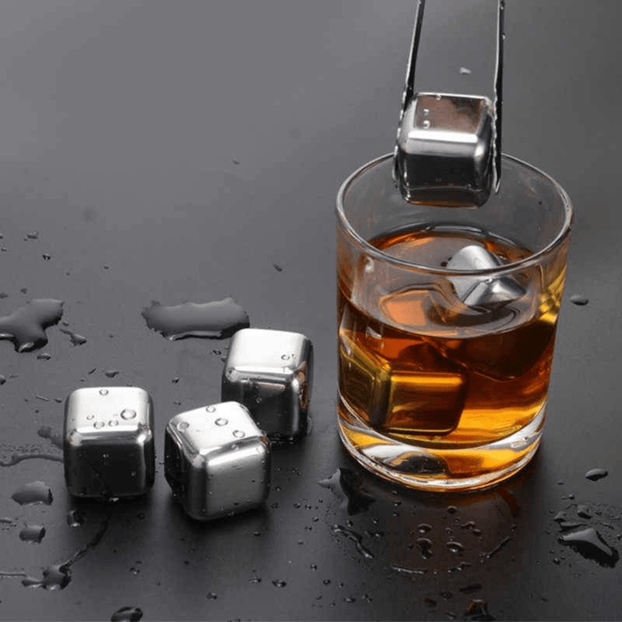 Gadget Gerbil Stainless Steel Ice Cubes (8 Pack)