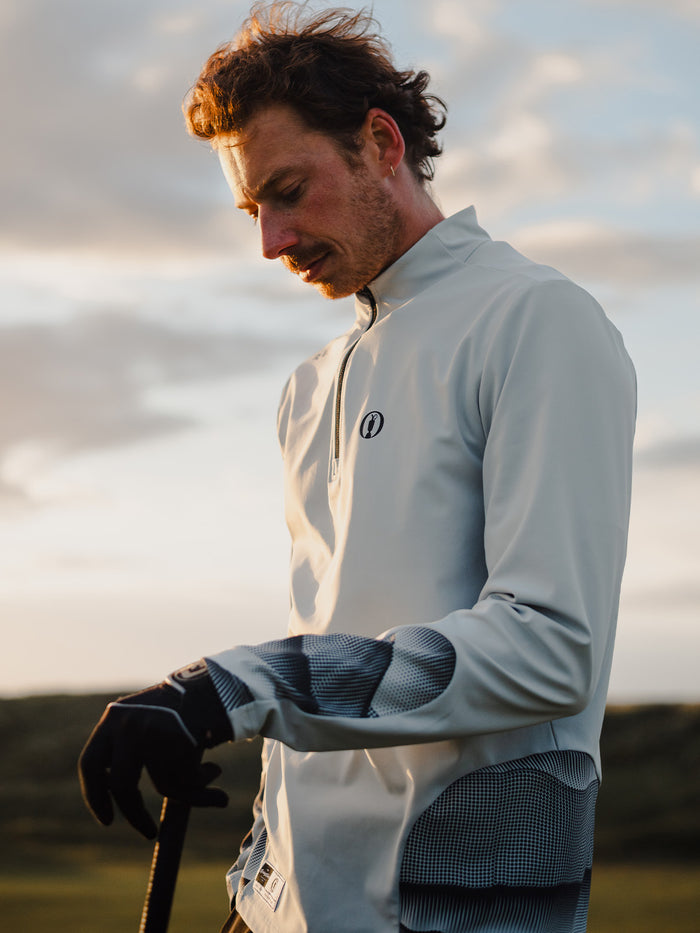 The Open Shifting Dune Quarter Zip Midlayer Reflo