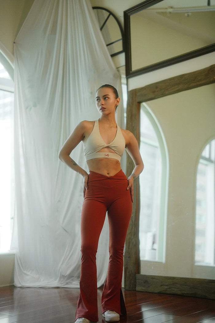 V-cut Flare Tights | Dunhuang Red