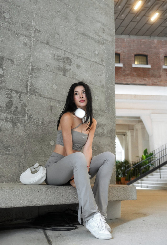 V-cut Flare Tights | Grey