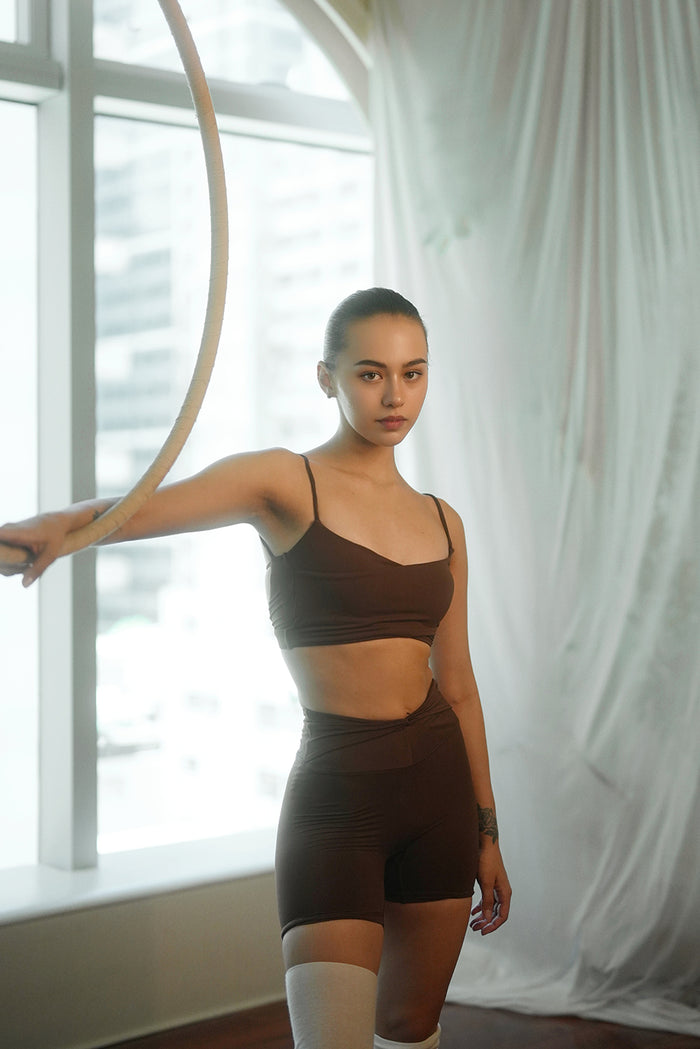 V-cut Short Tights | Crimson Brown